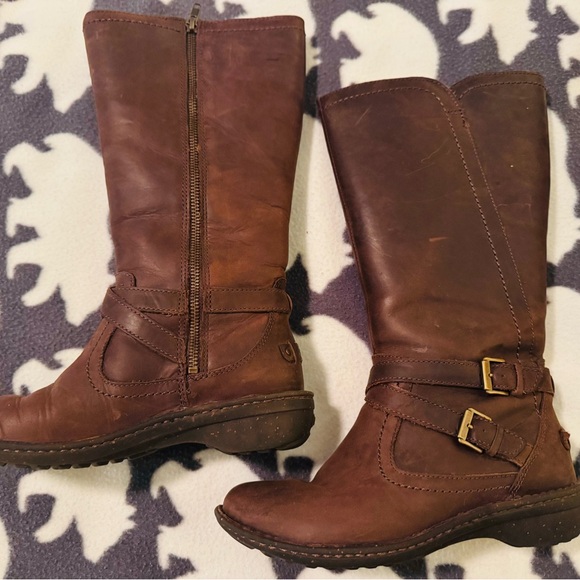 Uggs Boots size 7 - Picture 8 of 14